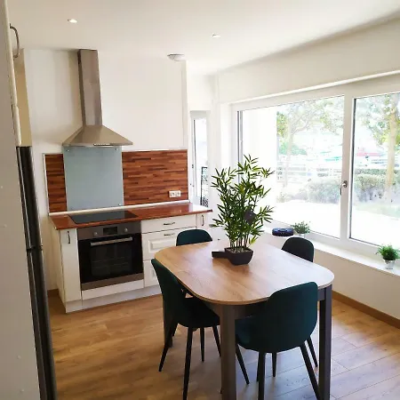 Au Bord Des Quais Face Port Appartement